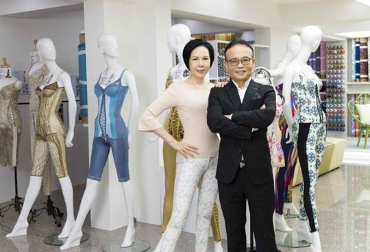 【商業周刊】職場女性抬頭挺胸的關鍵！穿上專屬於女人的戰袍，人生路上步伐更堅定